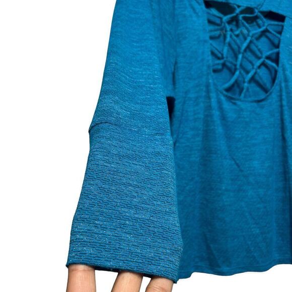 Women’s Trina Turk Recreation Lightweight Shirt / Size-Small - Picture 7 of 8